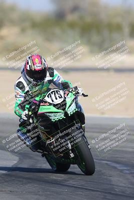 media/Jan-15-2026-Racers Edge (Thu) [[dfebeb70ab]]/2-A Group/Session 5 Turn 2/